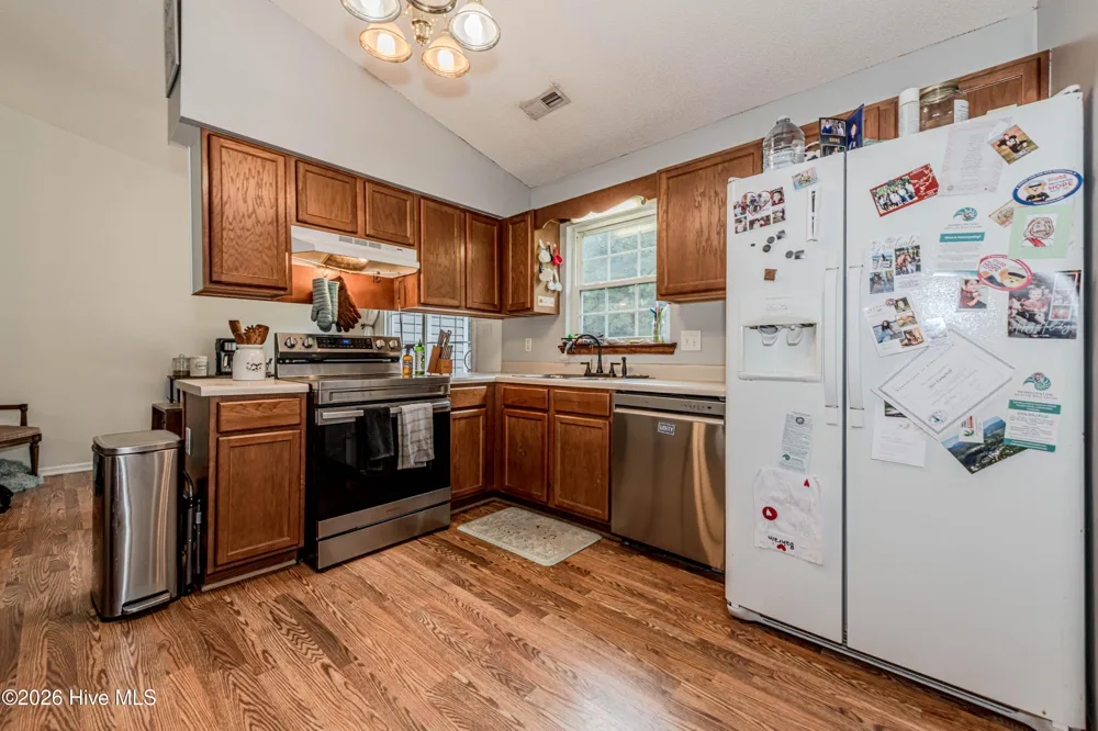 106 Linden Road Richlands, NC 28574