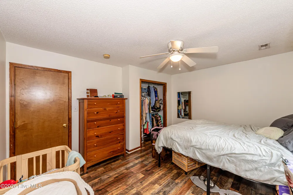 106 Linden Road Richlands, NC 28574
