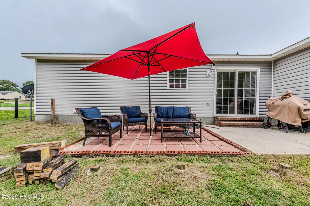 106 Linden Road Richlands, NC 28574