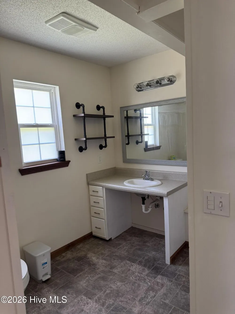 106 Linden Road Richlands, NC 28574