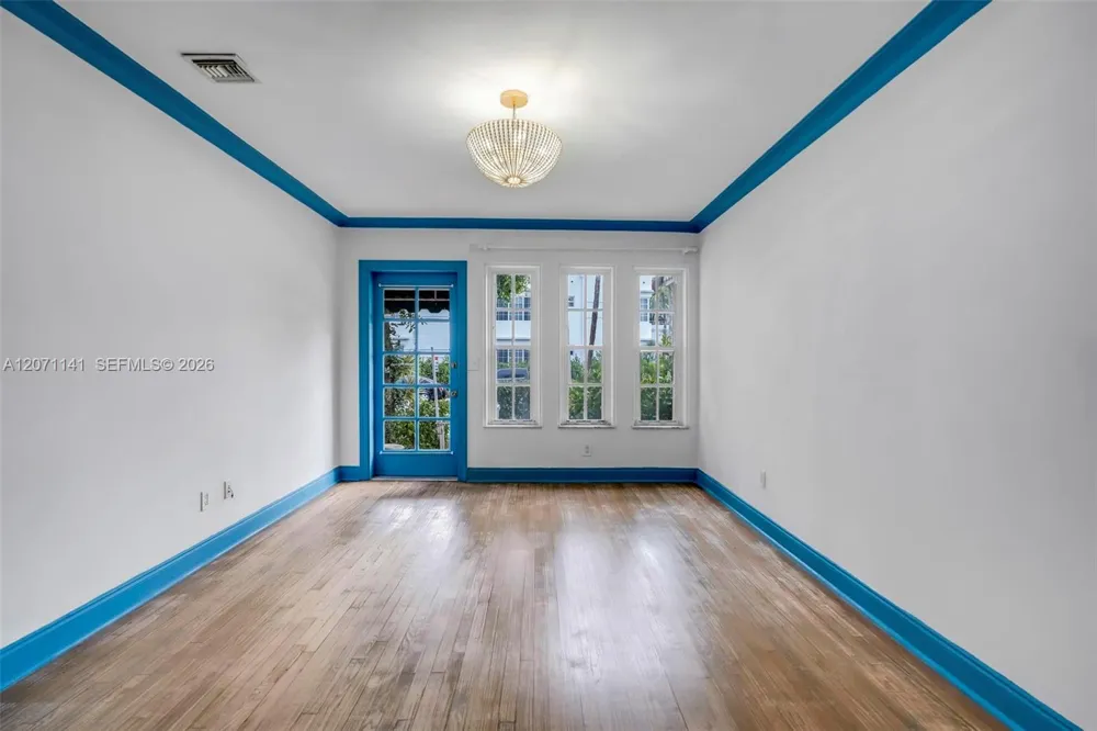 1605 Michigan Ave #929 Miami Beach, FL 33139