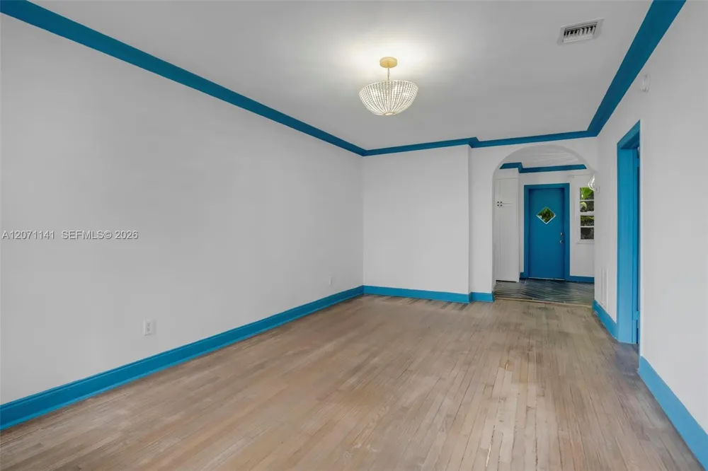 1605 Michigan Ave #929 Miami Beach, FL 33139