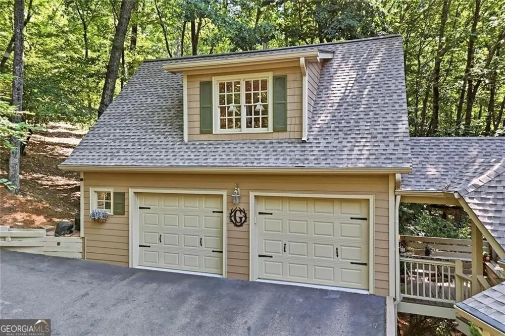 137 Lady Slipper LN Jasper, GA 30143