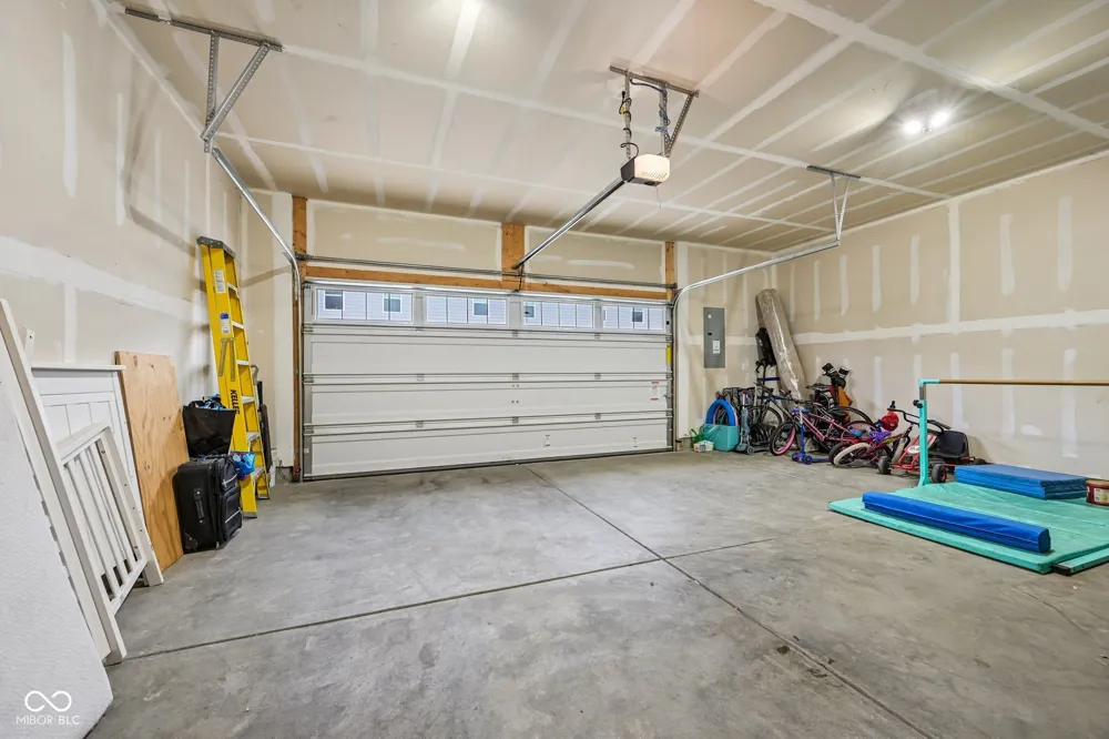 1712 Clifton Lane Westfield, IN 46074