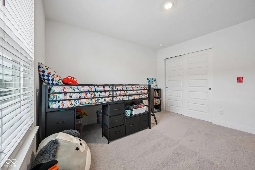 1712 Clifton Lane Westfield, IN 46074