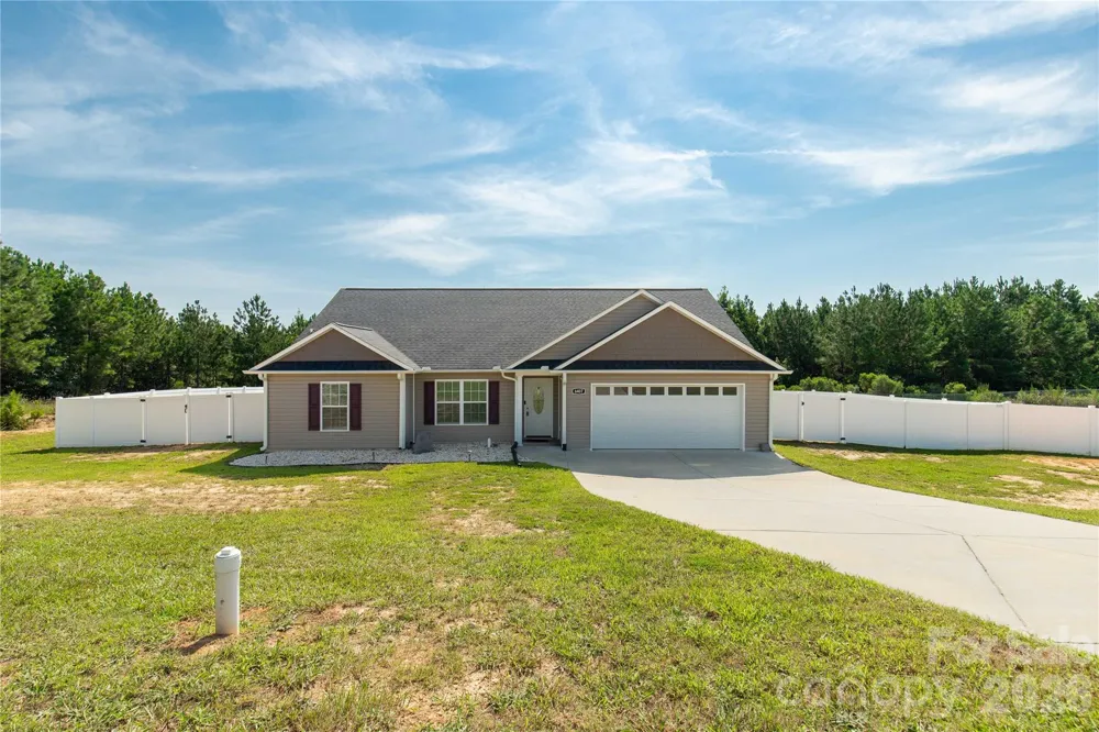 6407 Hunting Creek Road Lancaster, SC 29720