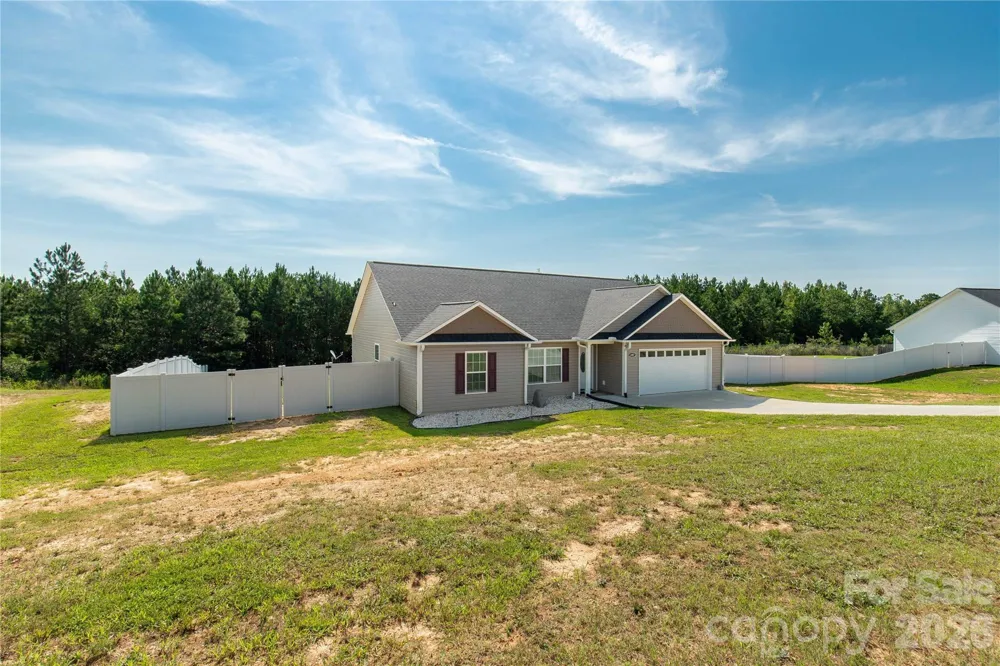 6407 Hunting Creek Road Lancaster, SC 29720