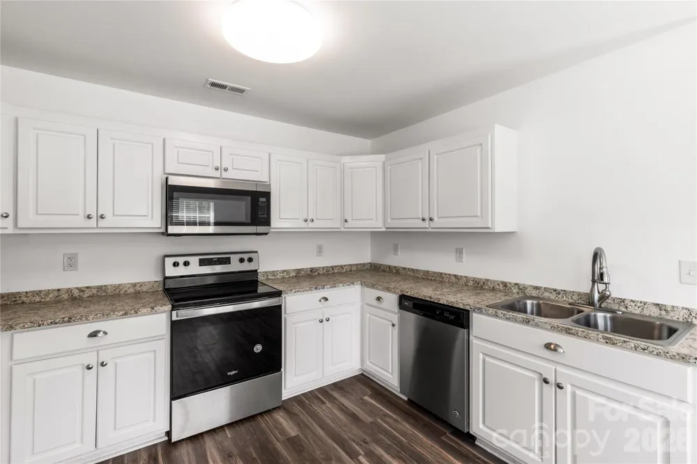 6407 Hunting Creek Road Lancaster, SC 29720