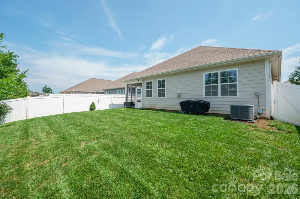 261 Robinwood Lane Clover, SC 29710