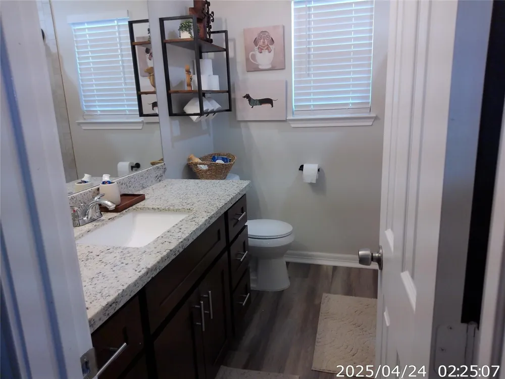1027 Wallace Street Columbus, TX 78934