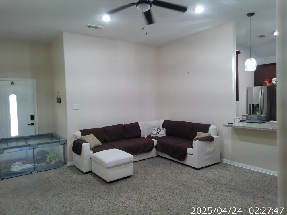 1027 Wallace Street Columbus, TX 78934