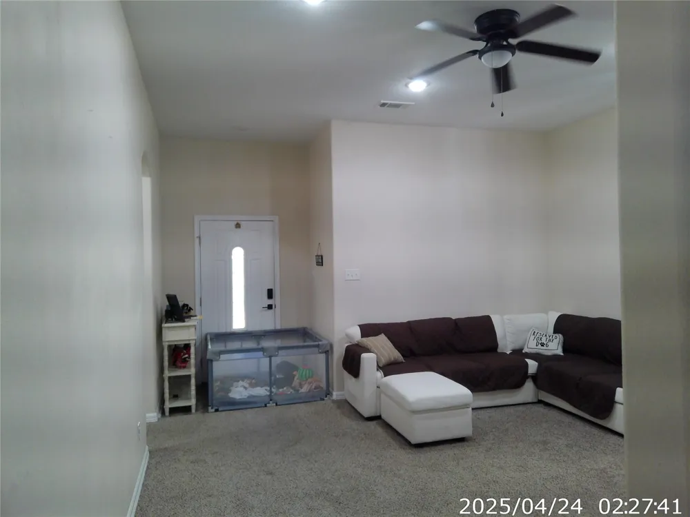 1027 Wallace Street Columbus, TX 78934