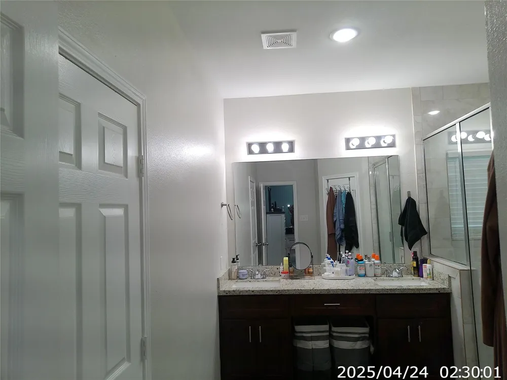 1027 Wallace Street Columbus, TX 78934