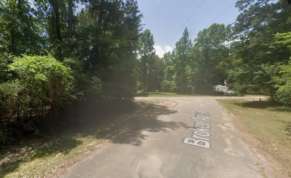 223 Broken Arrow Onalaska, TX 77360