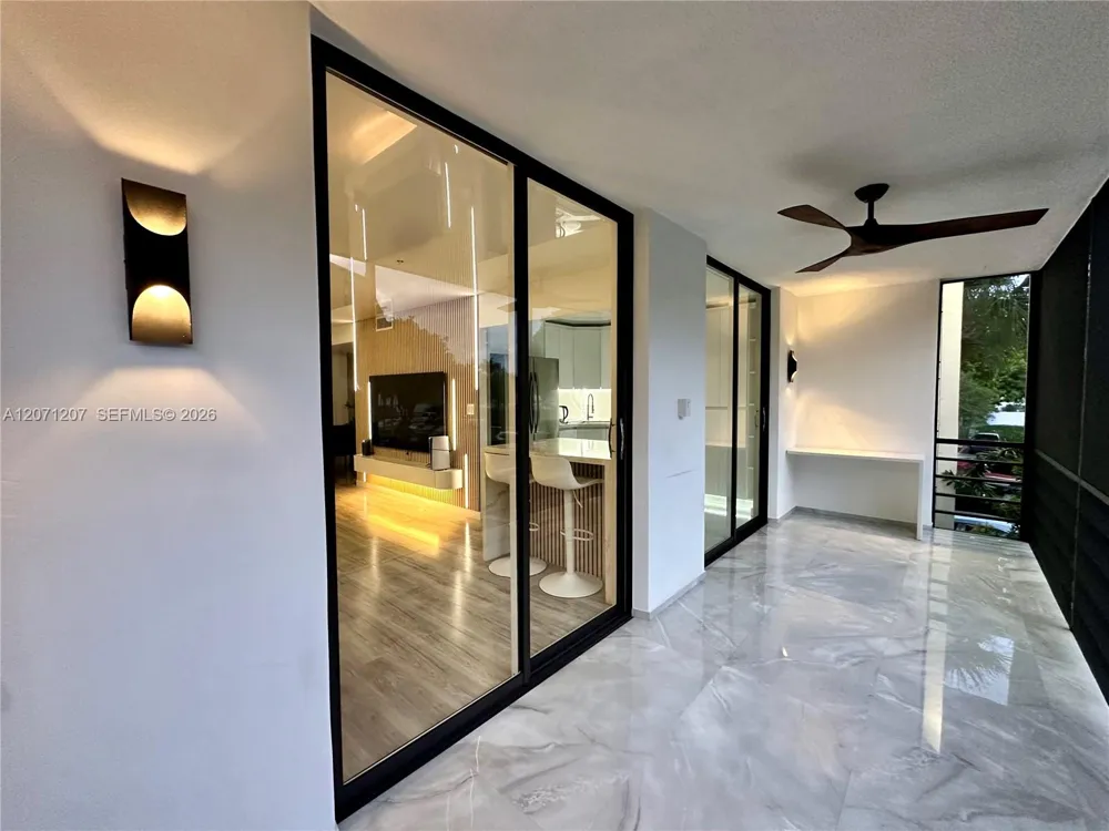 671 NE 195th St #205E Miami, FL 33179