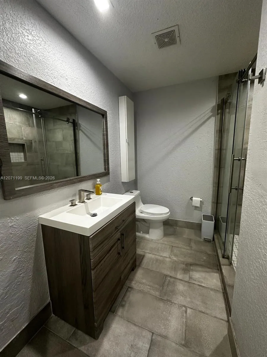 13290 NW 7th St Plantation, FL 33325