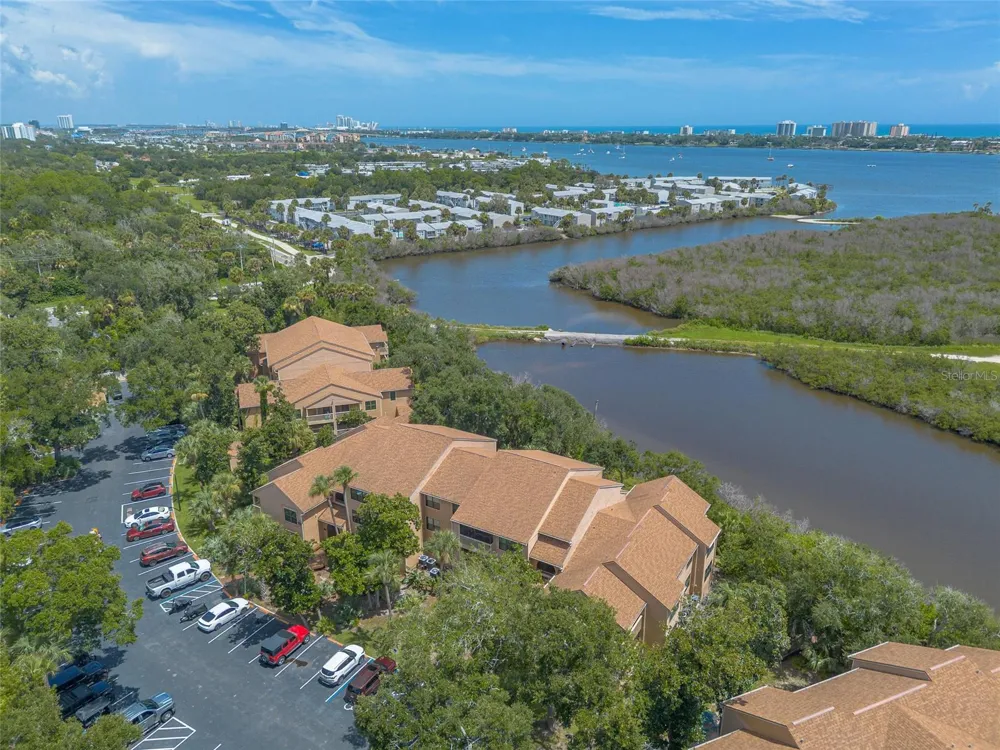 1401 S PALMETTO AVENUE #300 Daytona Beach, FL 32114