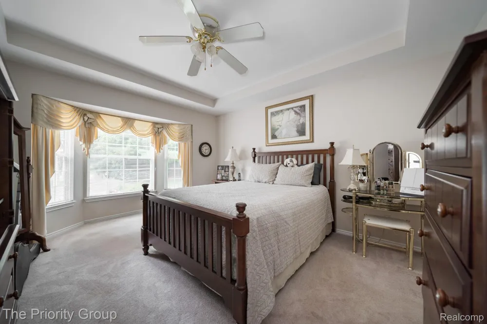 1761 Twin Lakes Boulevard E Oxford Charter Township, MI 48371