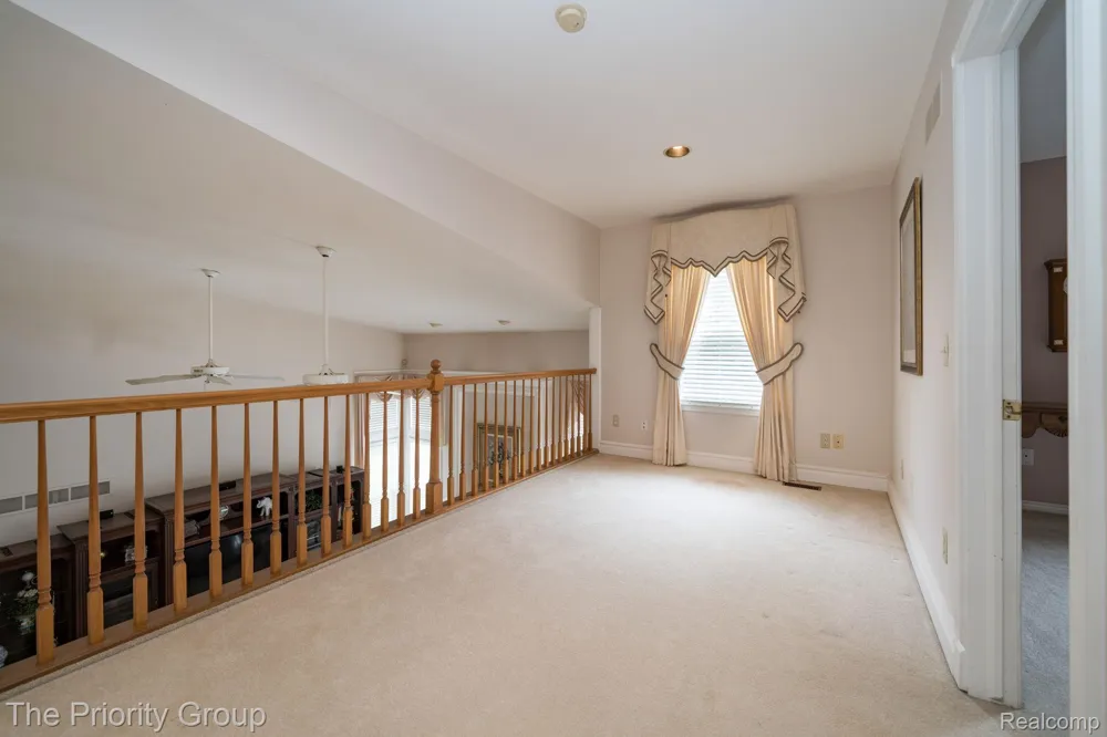 1761 Twin Lakes Boulevard E Oxford Charter Township, MI 48371