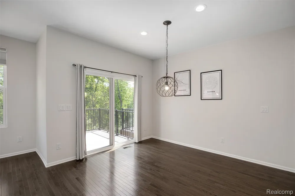 43583 Chancellor Lane Novi City, MI 48375