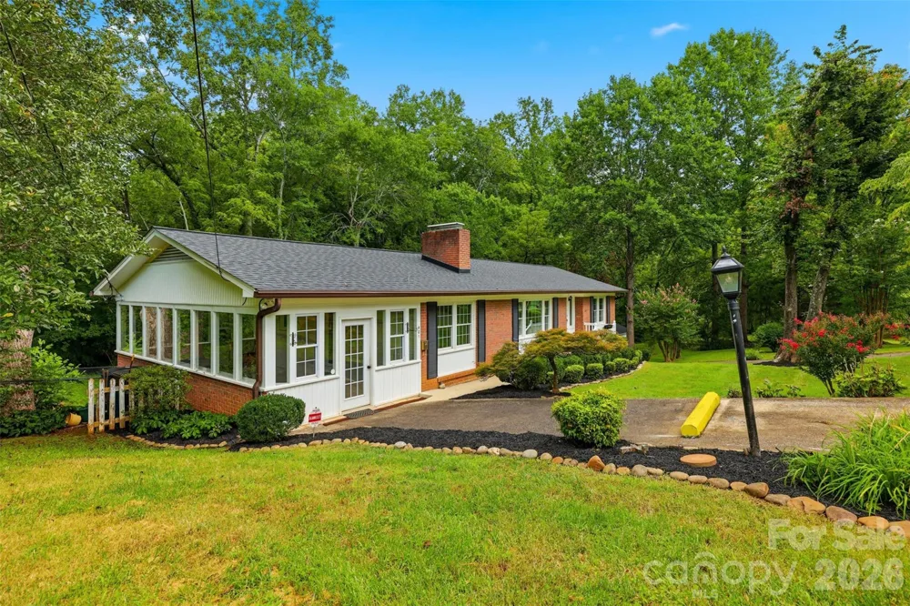 401 S East End Avenue Statesville, NC 28677