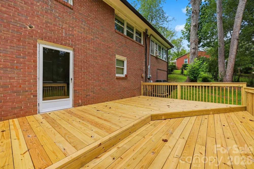 401 S East End Avenue Statesville, NC 28677