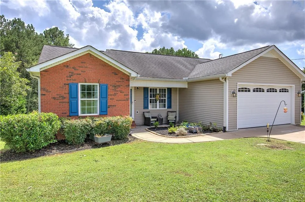 152 Brewer Road Kingston, GA 30145