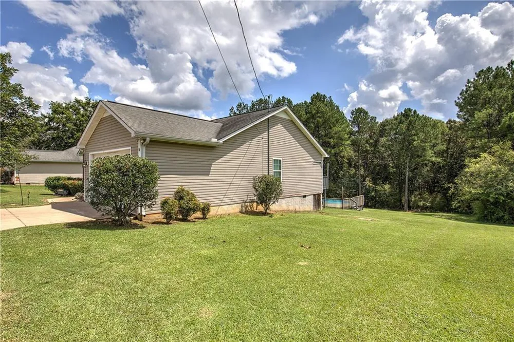 152 Brewer Road Kingston, GA 30145