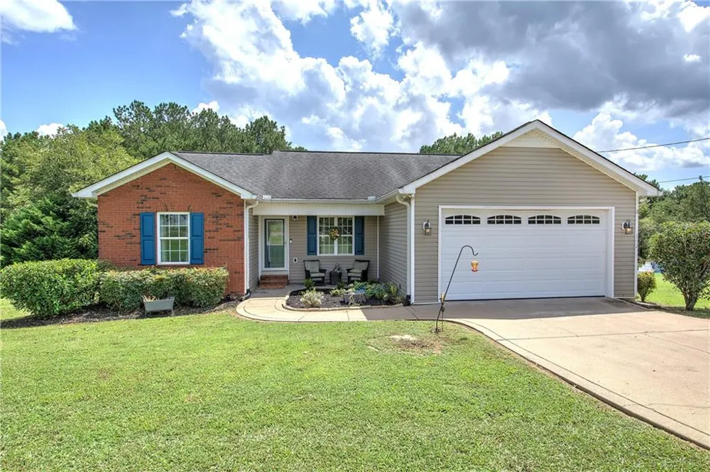 152 Brewer Road Kingston, GA 30145