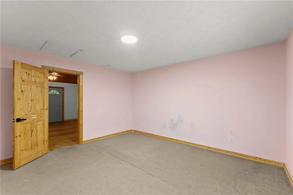 34 Somerset Place Dahlonega, GA 30533
