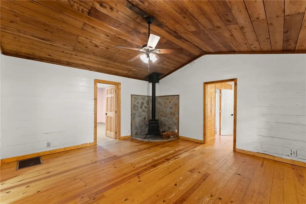 34 Somerset Place Dahlonega, GA 30533