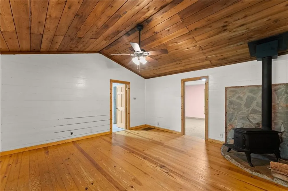 34 Somerset Place Dahlonega, GA 30533