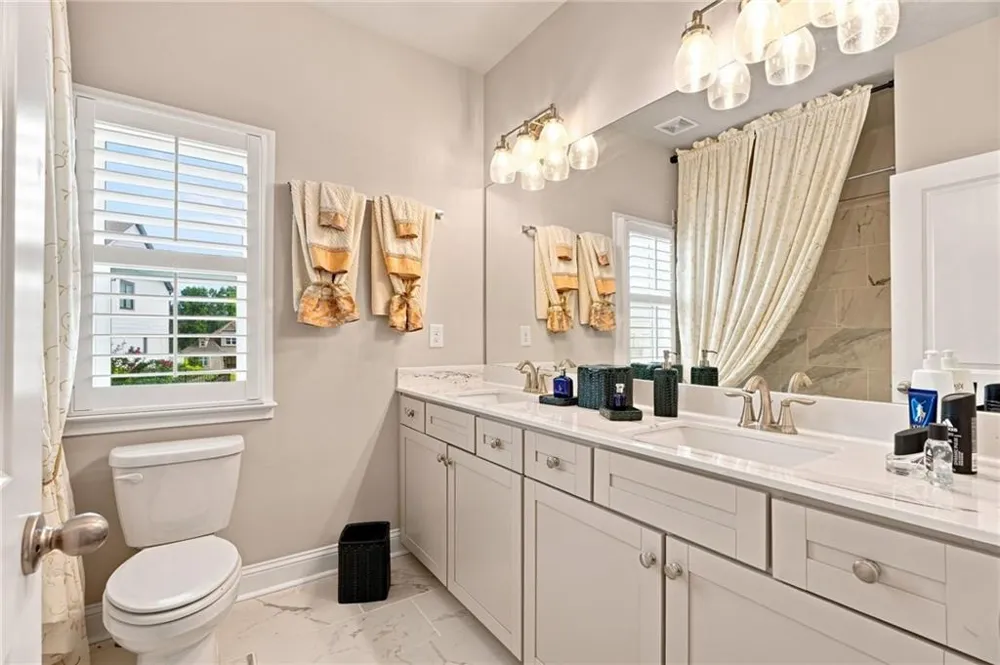 1604 Falcon Court Locust Grove, GA 30248