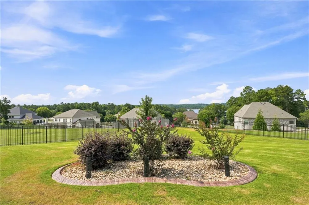 1604 Falcon Court Locust Grove, GA 30248