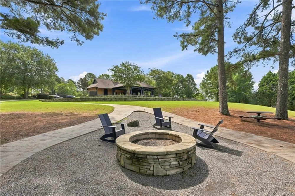 1604 Falcon Court Locust Grove, GA 30248