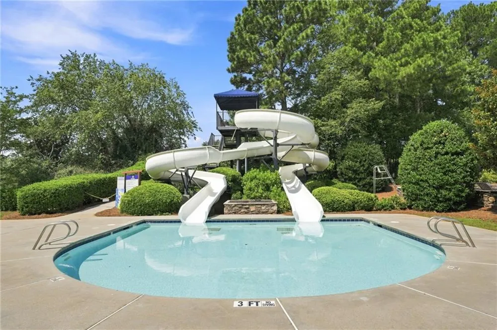 1604 Falcon Court Locust Grove, GA 30248
