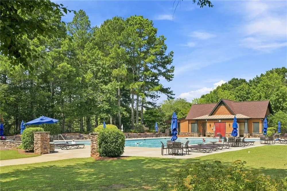 1604 Falcon Court Locust Grove, GA 30248