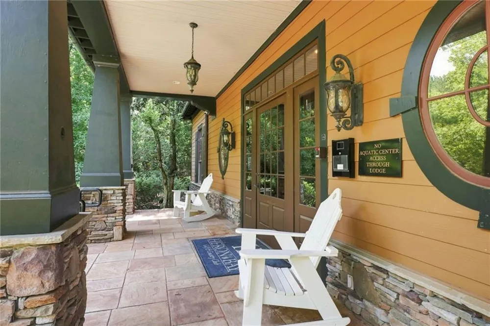 1604 Falcon Court Locust Grove, GA 30248