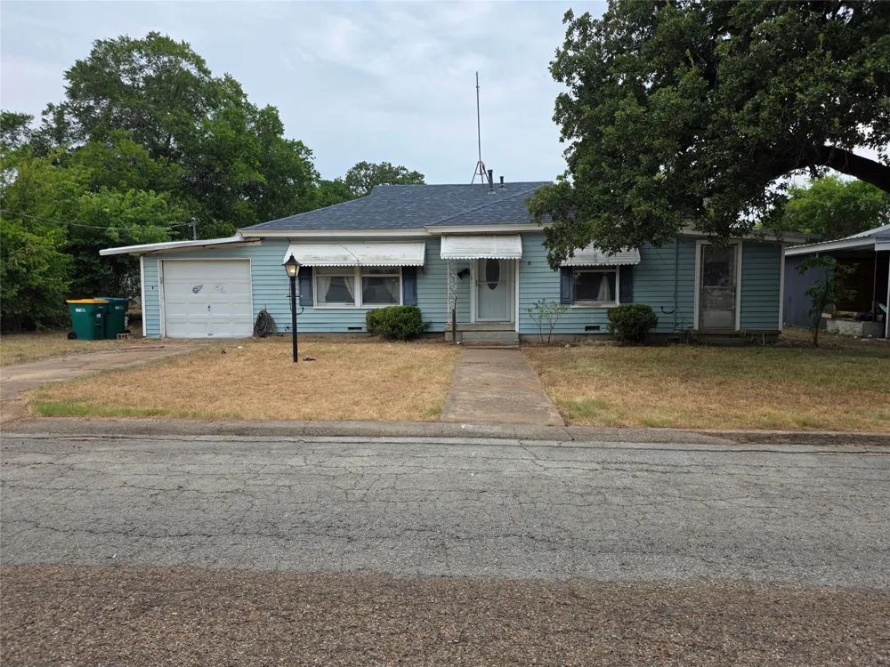 2407 Oak Drive Gatesville, TX 76528