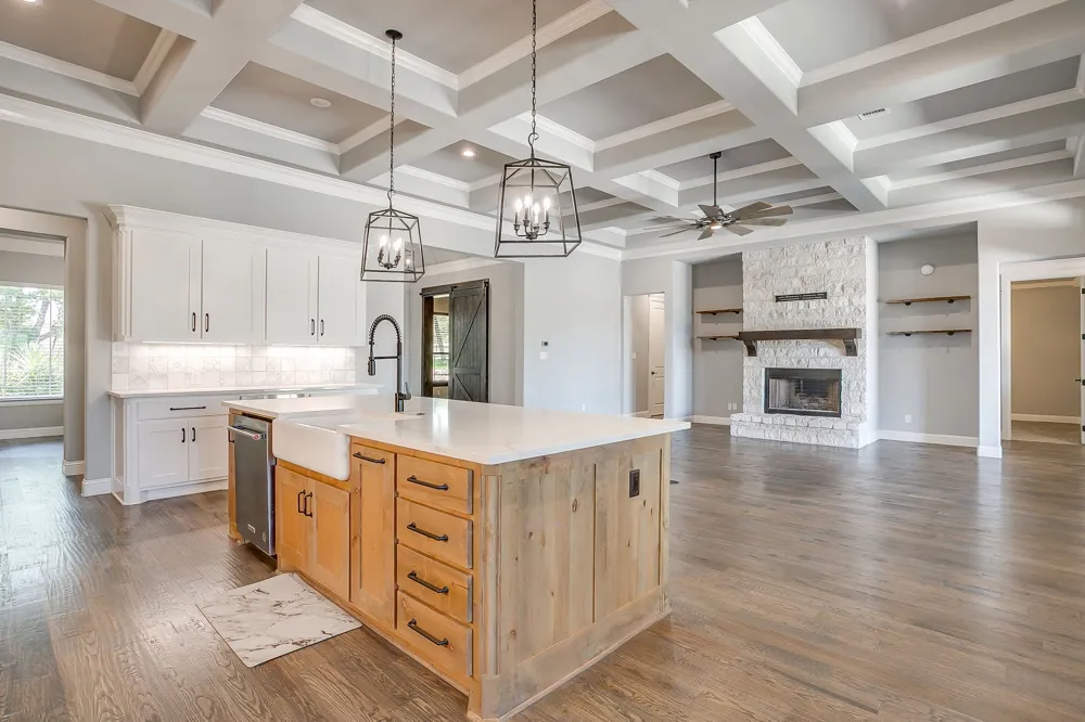 2161 Eagles Ridge Drive Weatherford, TX 76087