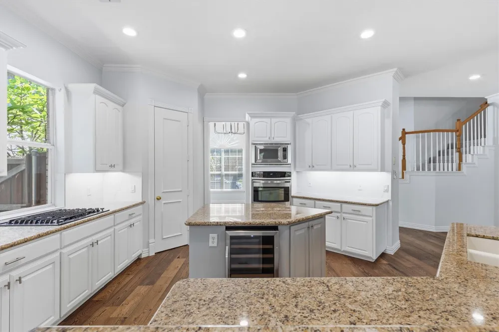 115 Bristol Court Coppell, TX 75019