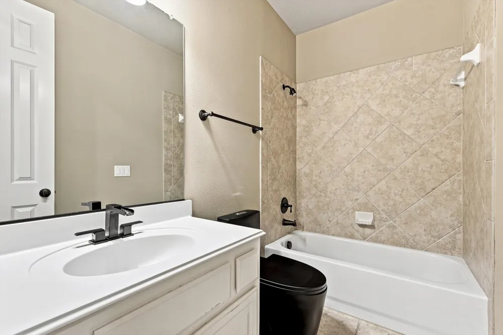 731 Lockridge Road Lantana, TX 76226