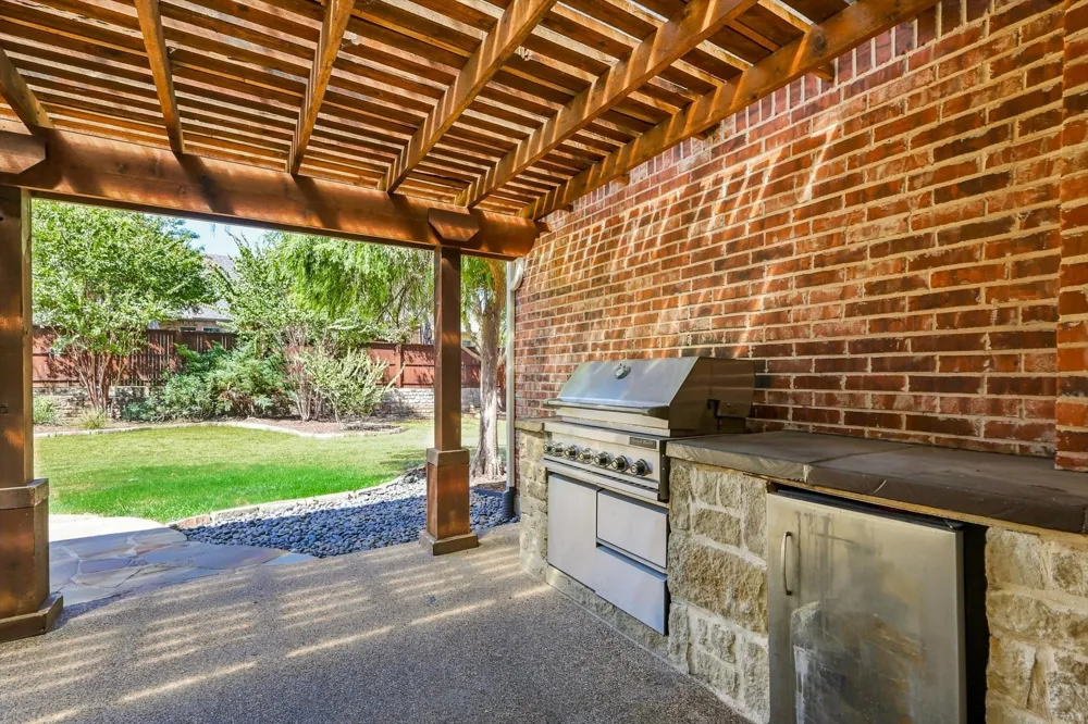 731 Lockridge Road Lantana, TX 76226