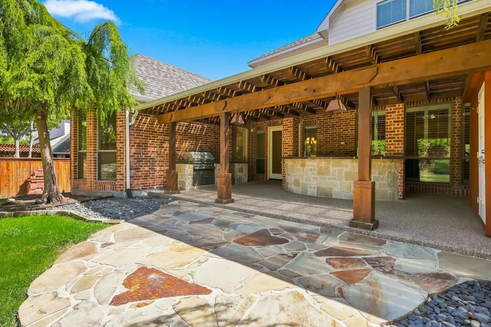 731 Lockridge Road Lantana, TX 76226