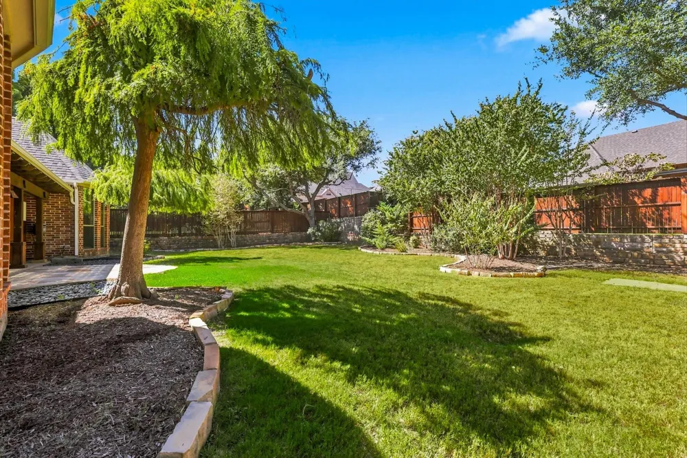 731 Lockridge Road Lantana, TX 76226