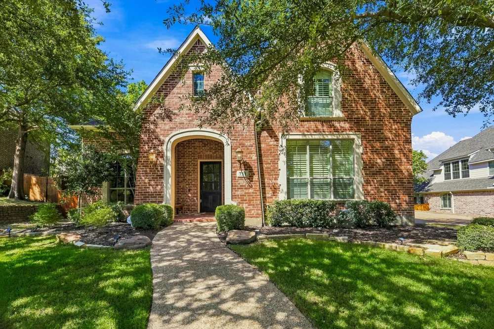 731 Lockridge Road Lantana, TX 76226