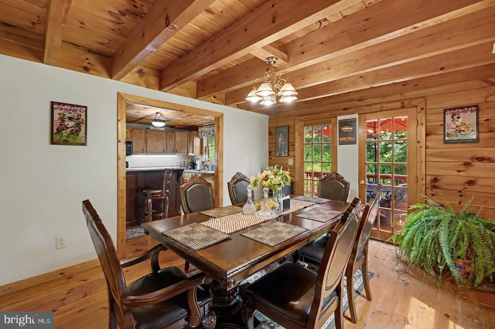 186 HIGH KNOB ROAD Front Royal, VA 22630