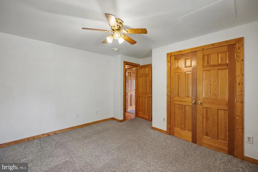 186 HIGH KNOB ROAD Front Royal, VA 22630