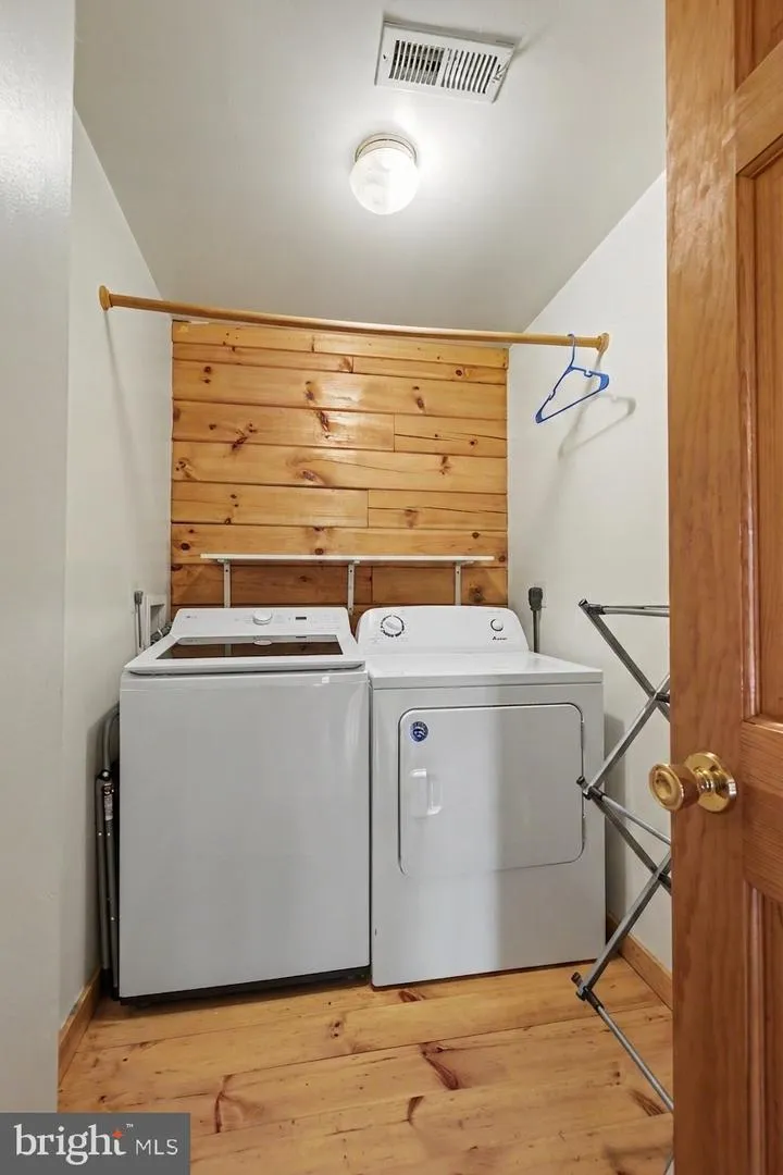 186 HIGH KNOB ROAD Front Royal, VA 22630