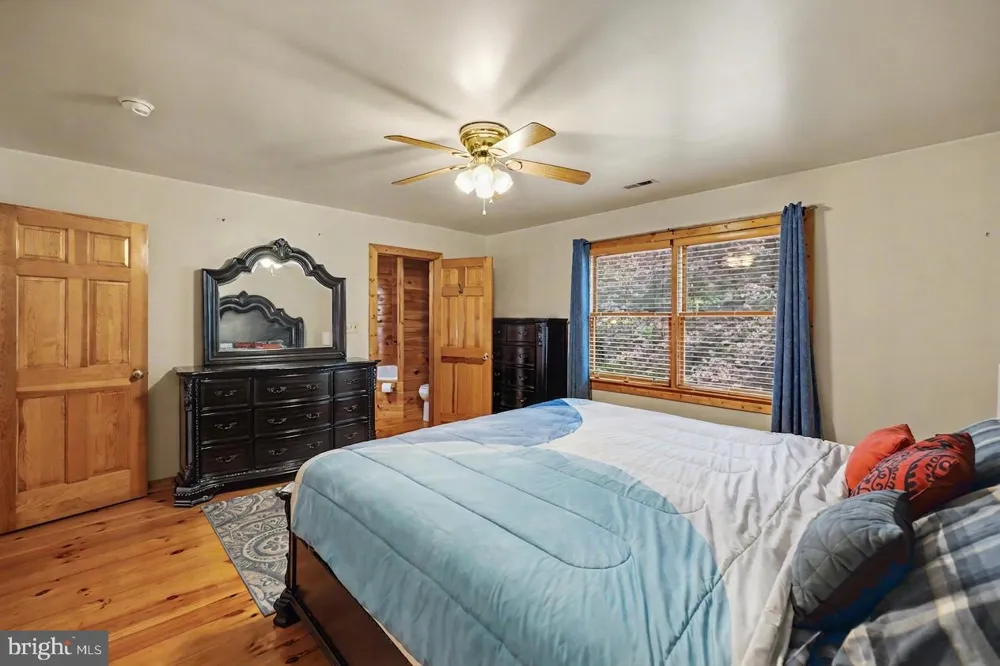 186 HIGH KNOB ROAD Front Royal, VA 22630